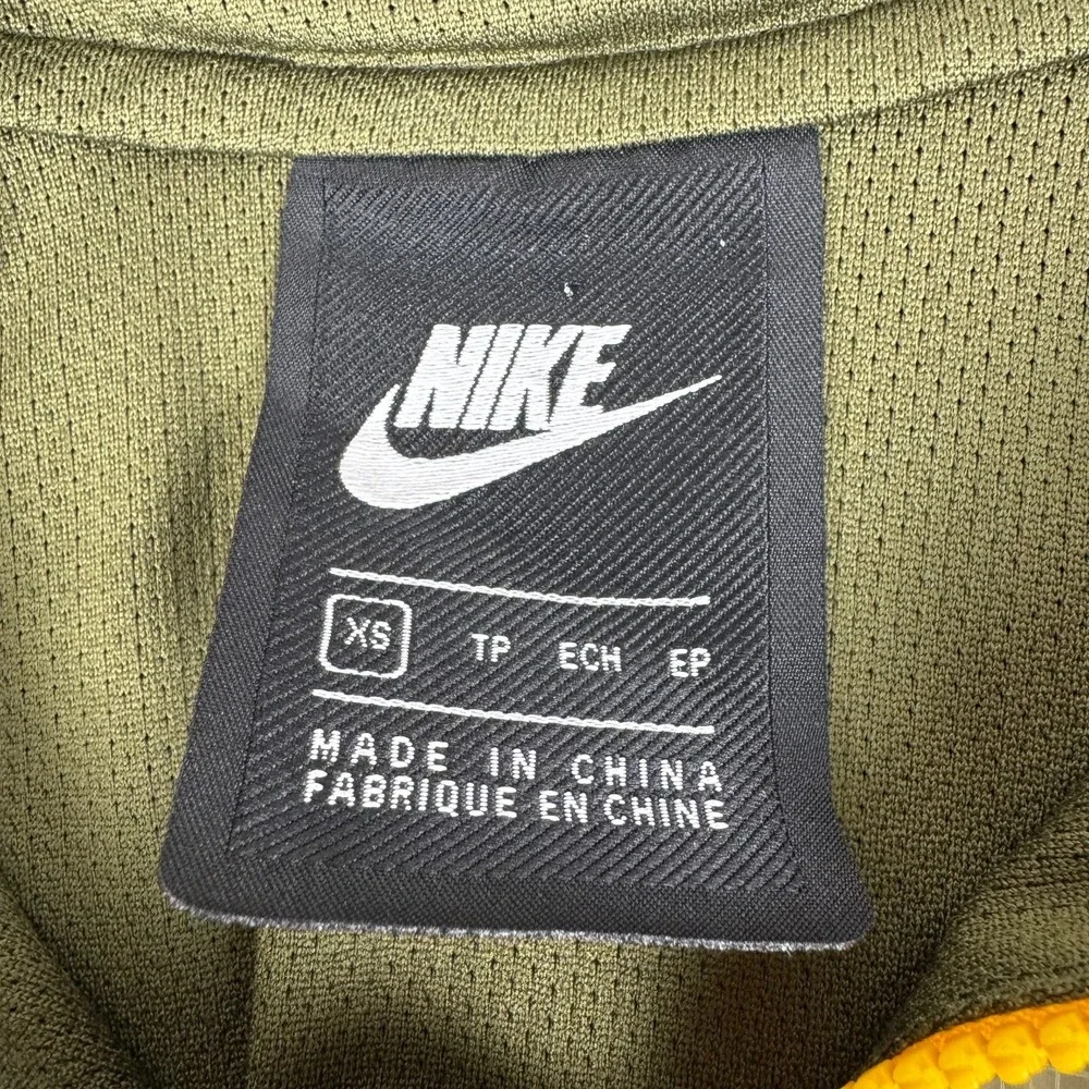 Nike item sportswear